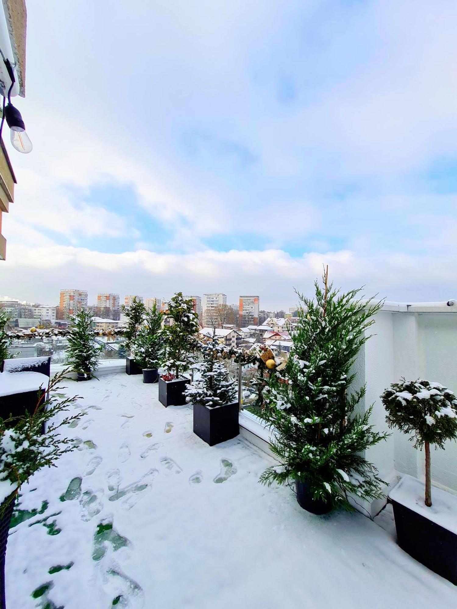 Penthouse Aeroport Iasi Apartment Exterior foto