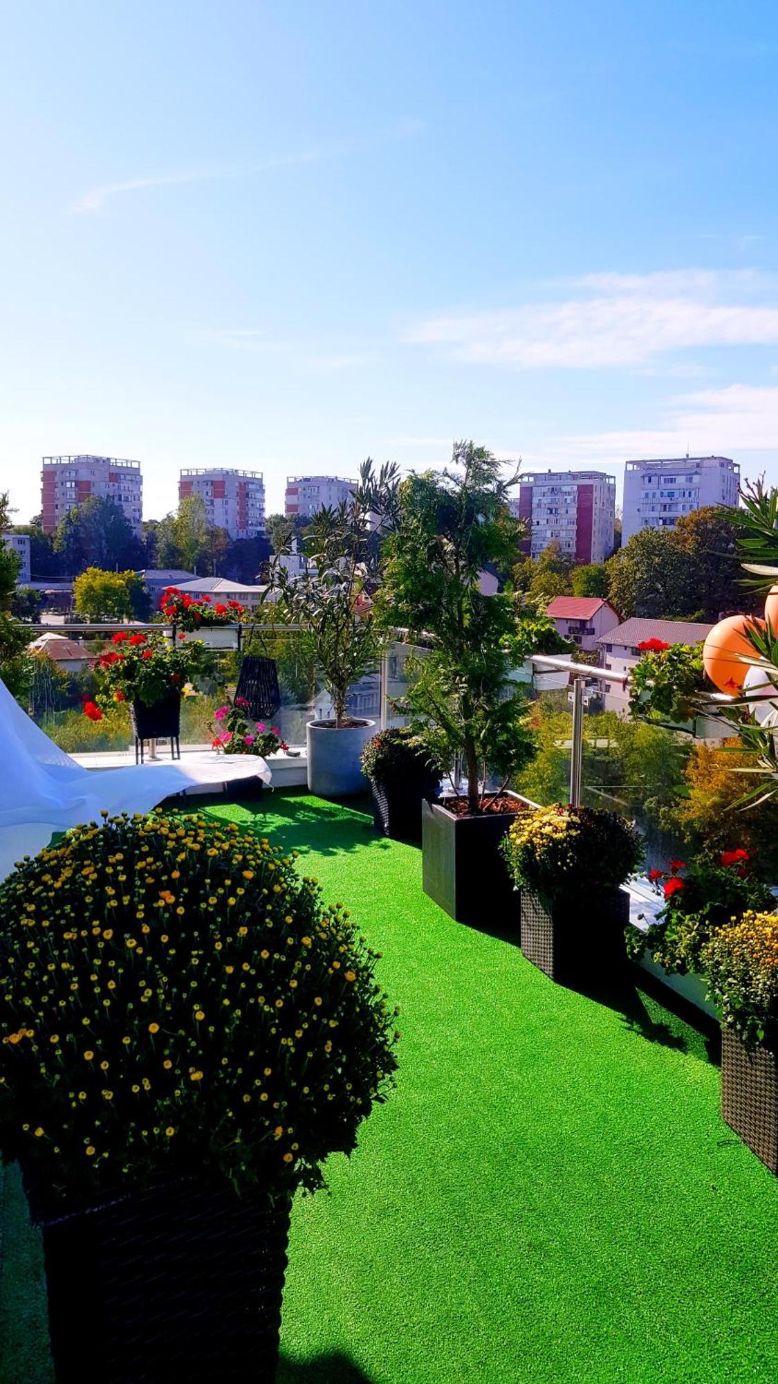Penthouse Aeroport Iasi Apartment Exterior foto